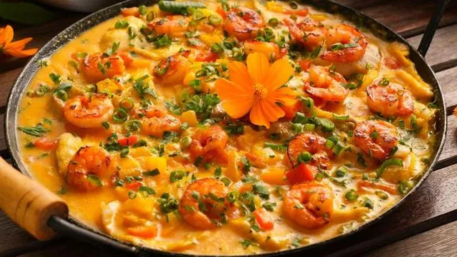 Moqueca de Tambaqui com Camarão Fresco: Sabor Amazônico na Sua Mesa